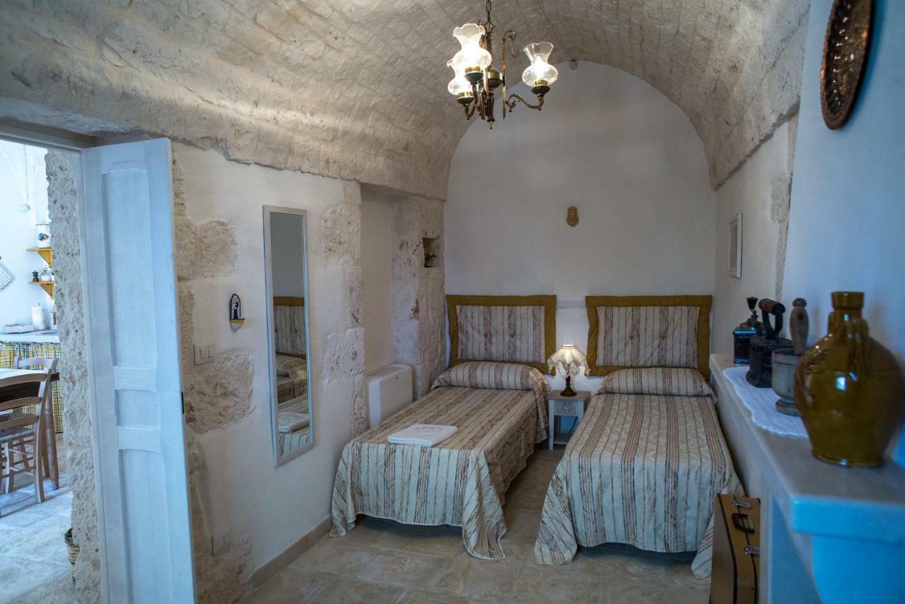 Agriturismo Grotta Di Figazzano ชิสแตร์นีโน ภายนอก รูปภาพ