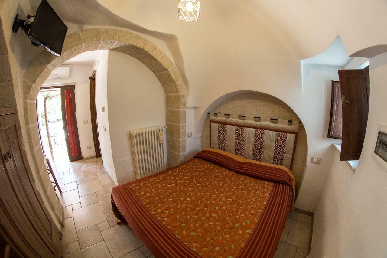 Agriturismo Grotta Di Figazzano ชิสแตร์นีโน ภายนอก รูปภาพ
